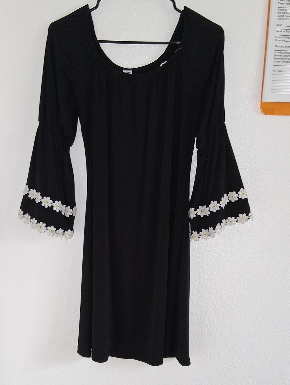 By Together Black Bell-Sleeve Dress with White Daisy Trim